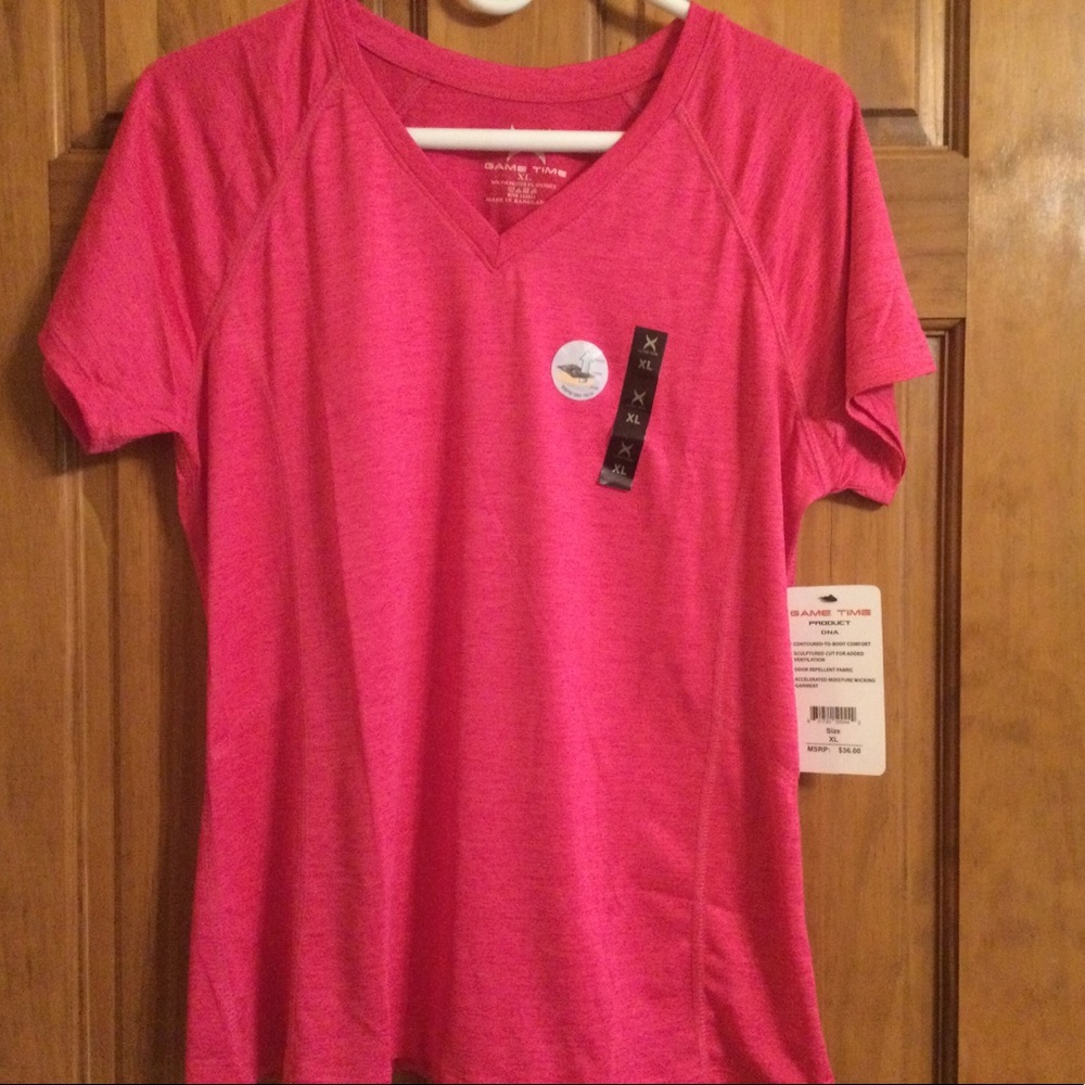 NWT Ladies Athletic Tee